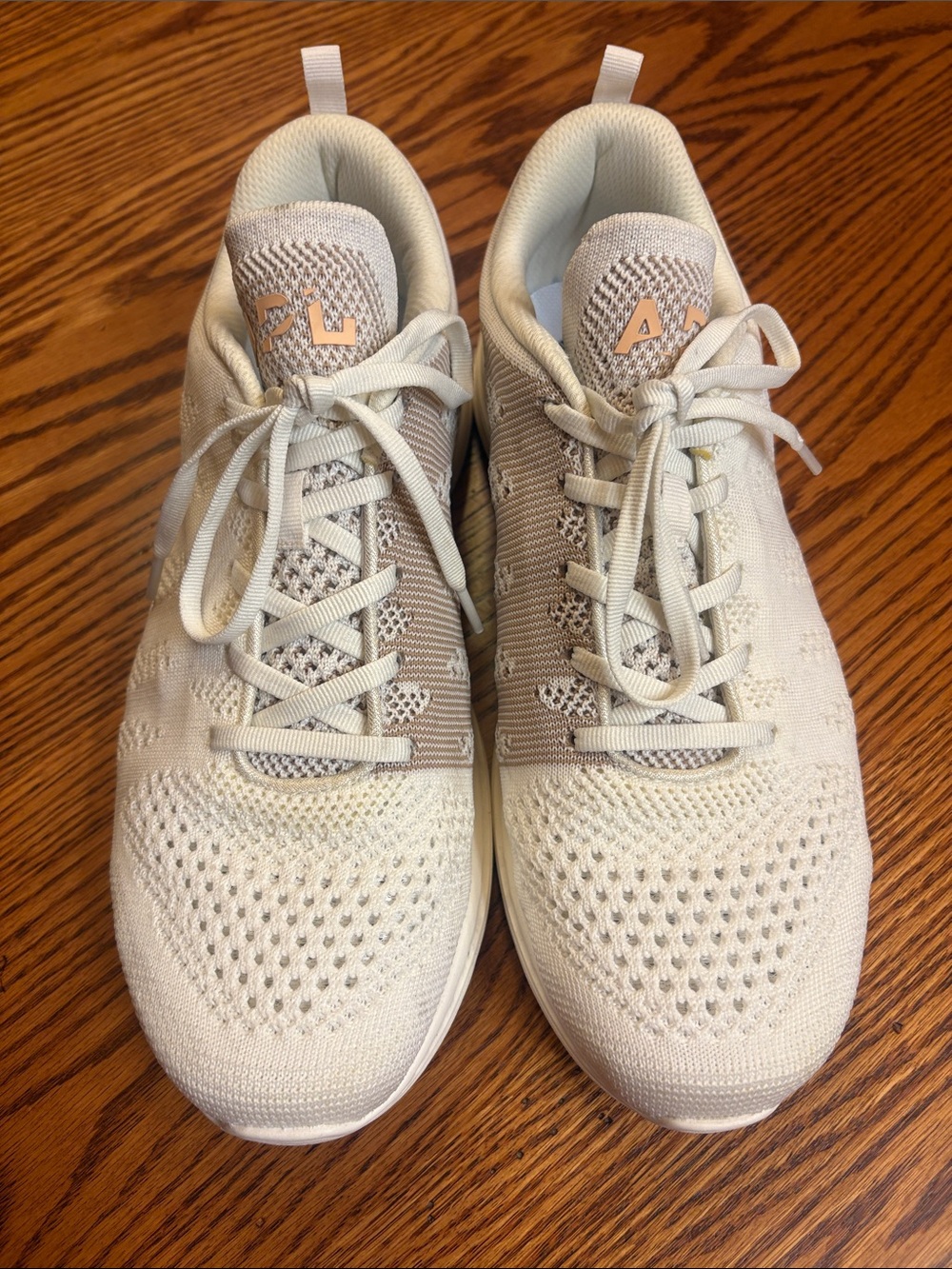APL Athletic Propulsion Labs Techloom Pro M White & Beige Running Shoes 11 1/2
